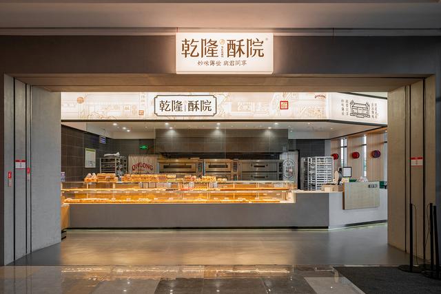 乾隆皇帝下江南，乾隆为何要下江南（乾隆皇帝六下江南有多费钱）