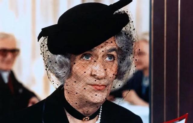 菲迪亚斯最伟大的两个作品，法国喜剧大师菲奈斯的遗作