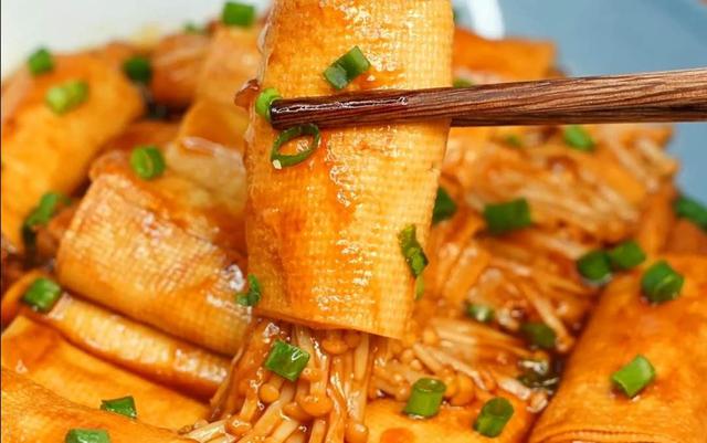 超下饭的豆皮金针菇卷，超下饭的金针菇豆皮卷