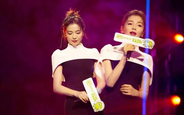 刘涛三个孩子分别是谁的，刘涛母子有多像