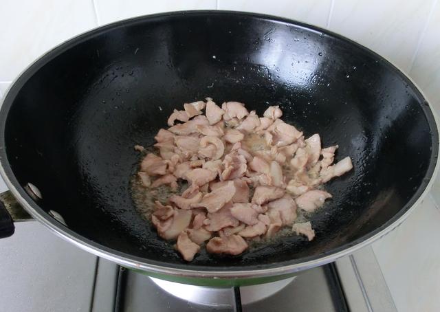 小炒肉怎么炒好吃又嫩，小炒肉怎样炒又嫩又好吃家常