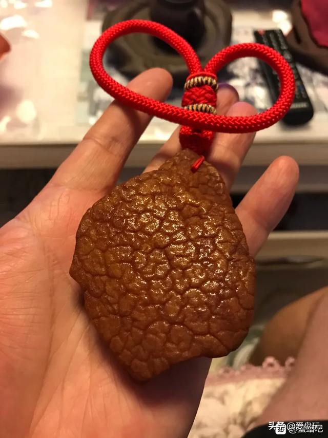蜜蜡认主人的表现，蜜蜡的基本认识（蜜蜡佩戴有什么样的规则呢）