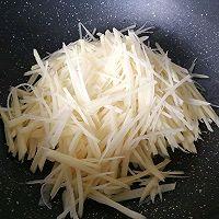 土豆丝炒火腿丝怎么做好吃，火腿土豆丝简单的美味