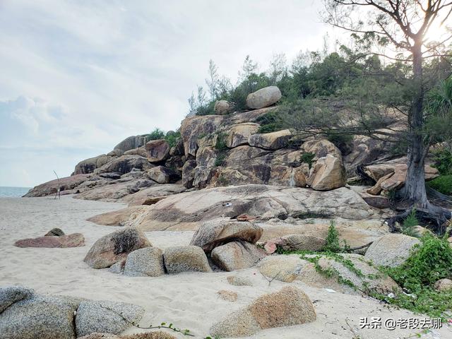 惠州附近的海滩景点，惠州南表山旁还有三个如此优美的野沙滩