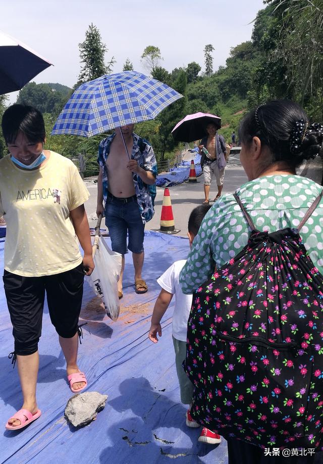 重庆万盛经开区万东镇，万盛万东镇：开展国防教育