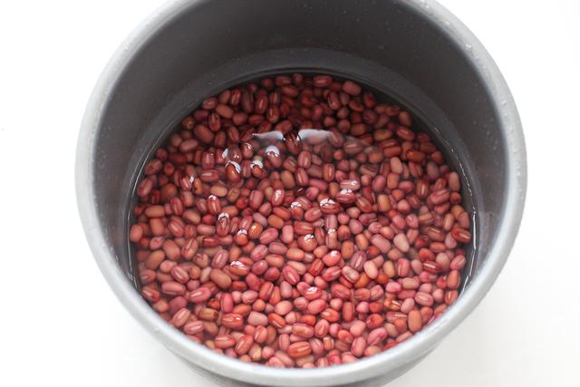 红豆沙怎么做好吃酥脆，简单几步就能做出红豆沙