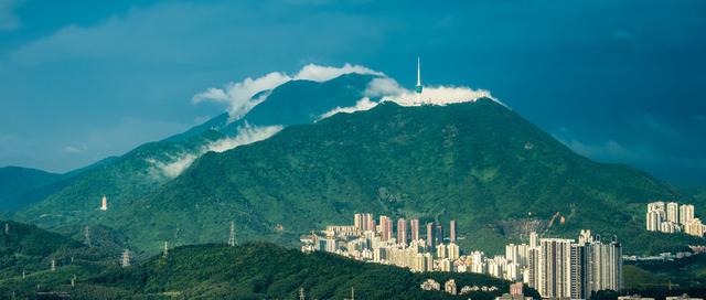 深圳梧桐山鹏城第一峰，梧桐山深圳第一高峰