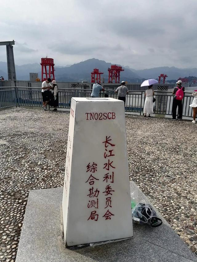 三峡大坝旅游景点，湖北宜昌三峡大坝旅游景点有哪些（领略世界第一坝的水涨船高）