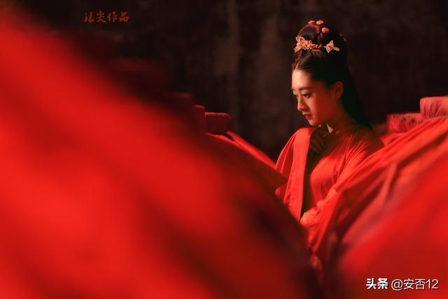 盘点听过却不知道歌词的歌曲，但没想过歌词还能用来写作文