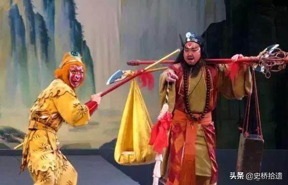 鲁智深的武器和沙僧的武器一样吗，原著里的大铁棍为何会变成月牙铲