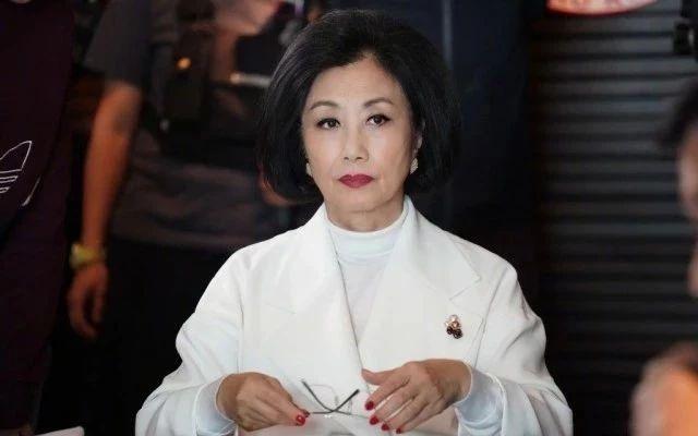 香港tvb男配角全名单，历届TVB万千星辉颁奖典礼—最佳男配角