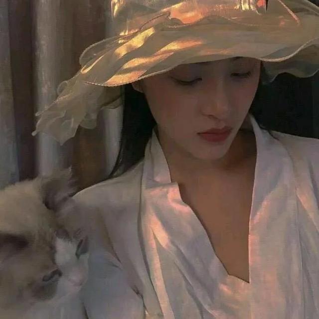 超酷超拽的女生头像，超酷霸气女生头像