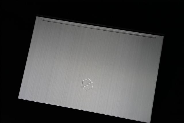 机械革命s1深空灰，竟比“神船”还有性价比