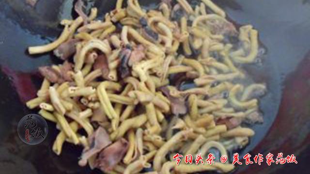 香辣鸭肠怎么炒，辣炒鸭肠这么做的味道才够正