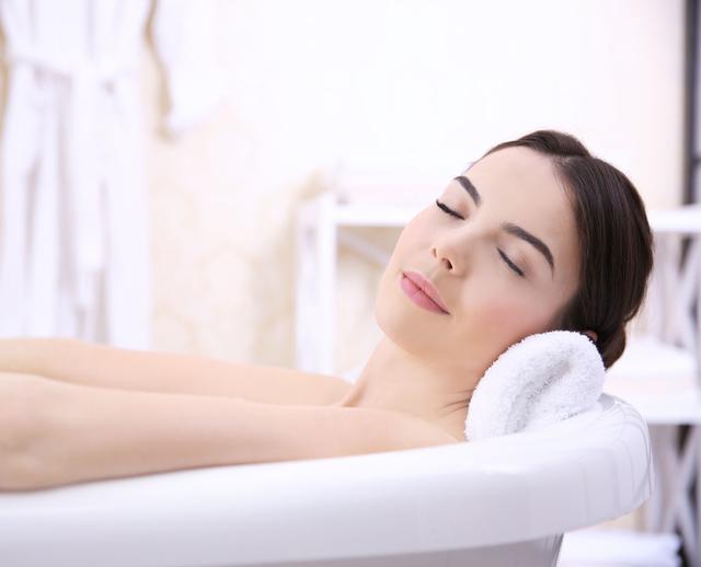 洗冷水澡的好处和危害，有人却觉得没必要