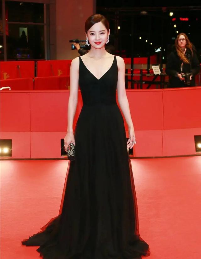 黑龙江鹤岗美女辛芷蕾，辛芷蕾dj（辛芷蕾写真）