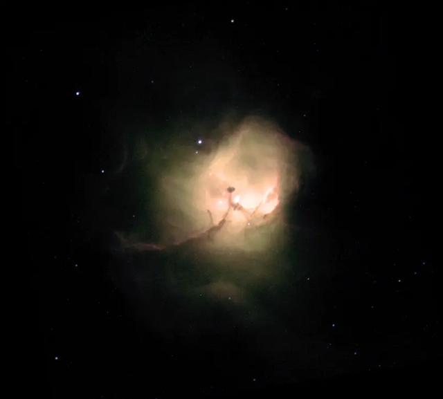 二十亿光年的孤独，二十亿光年的孤独宇宙正在倾斜