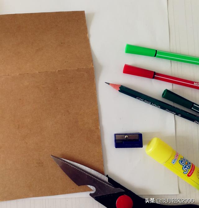 diy手工儿童贴画，带孩子一起用铅笔屑做贴画