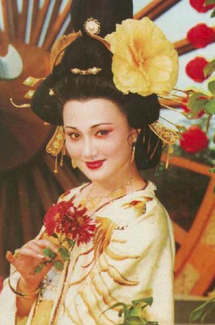 哪些人 演过杨贵妃，最后一位是混血却毫不违和