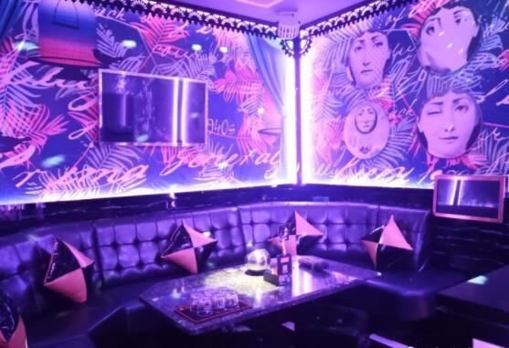 五音不全ktv必点，KTV唱歌五音不全唱歌需要技巧的KTV唱歌五音不全