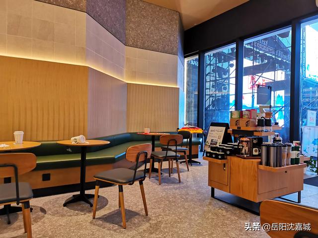 岳阳哪里最热闹，听说这里是岳阳最热闹的街道