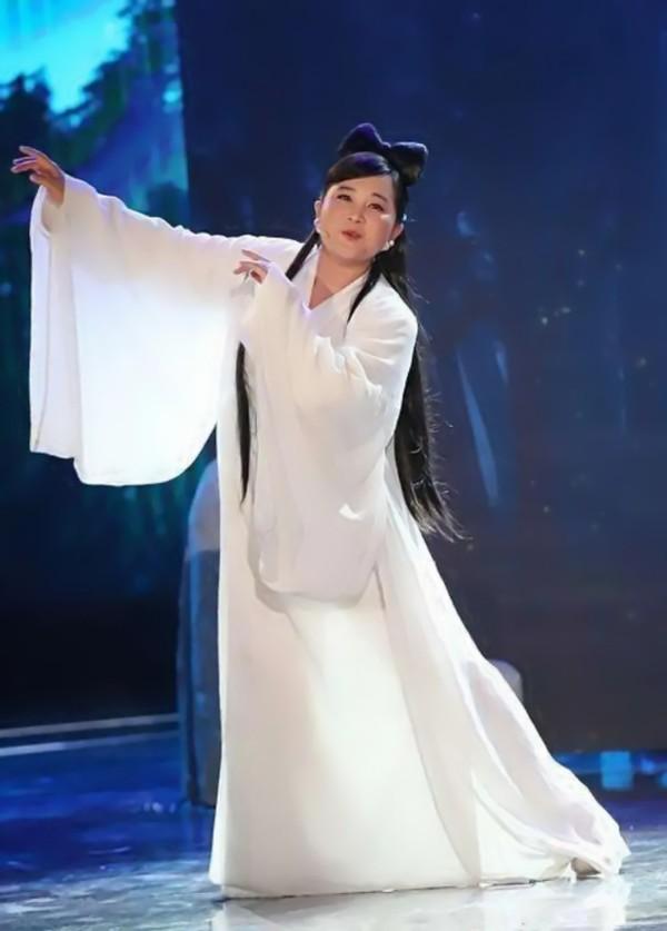 为什么贾玲越来越胖了，肥胖背后的原因令人泪目