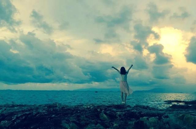 与同学聊天话题有哪些，建议挑这3个兴趣学习