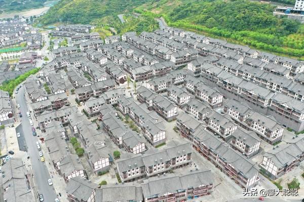 重庆武隆旅游攻略，武隆旅游攻略完整版（武隆旅游攻略）