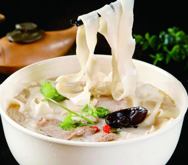 郑家特色美食，整个一生的青春和生命都献给了包子——东新街郑家包子