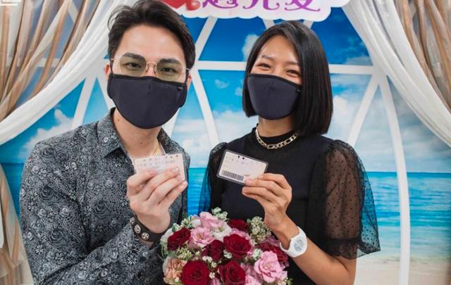 戀愛長跑結婚難？知名女星成功求婚相戀7年的男友，次日官宣領證 娛樂八卦吃瓜 第8张