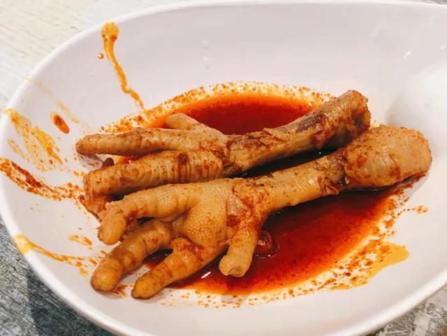 成都特产有哪些可带走，成都特产零食有哪些可以带走的（成都具有代表性的文化）