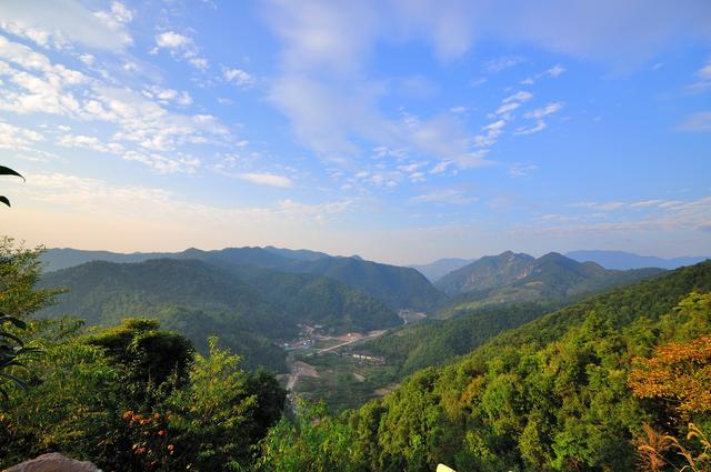 明朝最大石头村，金秋时节好山东，古村古韵