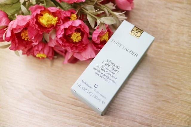 雅诗兰黛精华露，雅诗兰黛特润修护肌透精华露测评（冬季夜间修护肌肤）