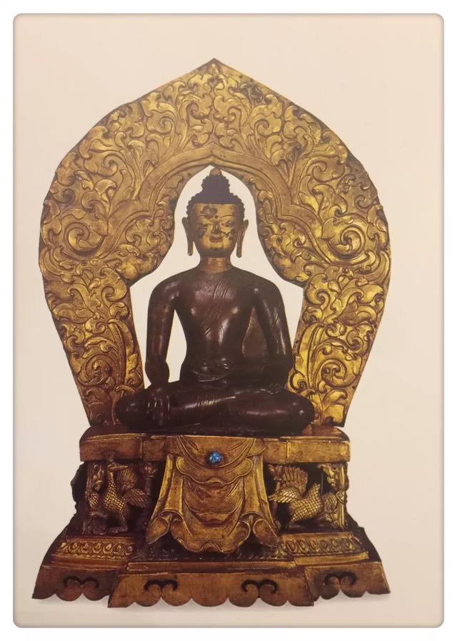藏传佛教佛像艺术图形，藏传佛教文物之一藏传佛像