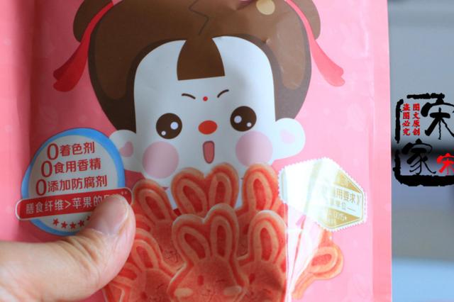 小孩爱吃的各种糖果零食，这6款零食多囤些