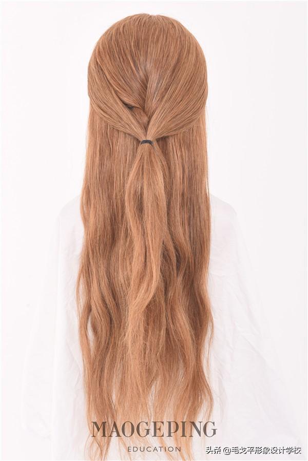 半扎发怎么扎好看，流行的半扎发怎么扎（今夏流行这3种扎发）