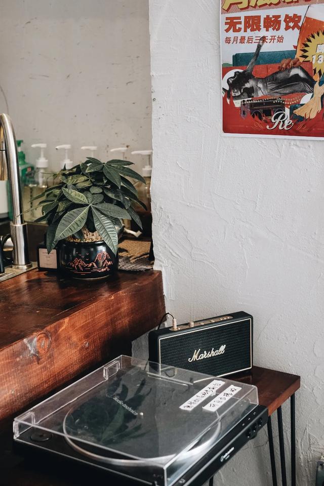 土溪镇特色餐饮有哪些品种，洛溪新开社区餐吧