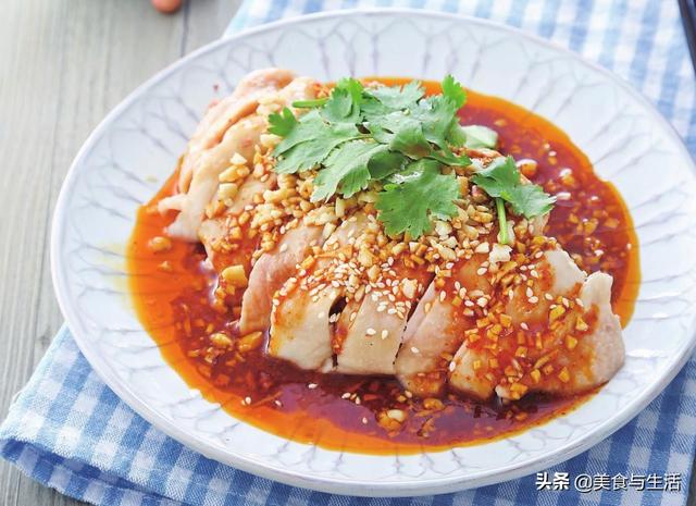 怎样炖鸡腿好吃又嫩，出锅后颜色漂亮味道香