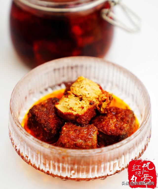 豆腐怎么做成绍兴腐乳，普通的一块豆腐