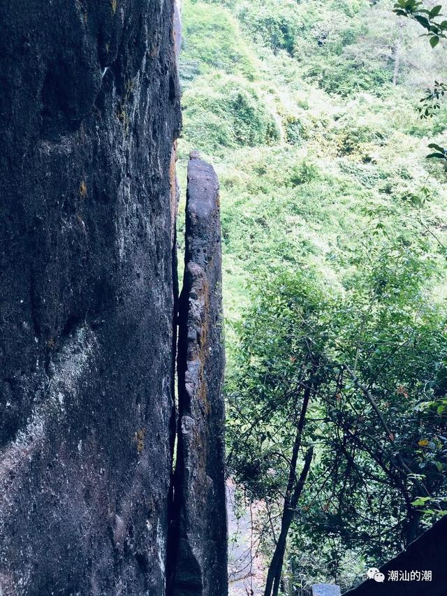 闽北之行武夷山一线天，武夷山旅记（武夷山：我家最窄仅30厘米）