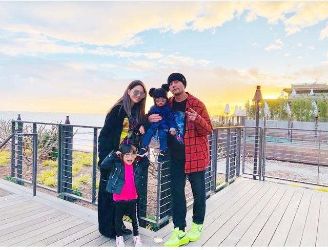 周杰伦的家庭情况和个人资料，含泪与离异父亲和解