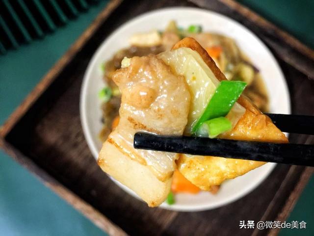 东北干白菜炖豆腐的做法，记得多放这2样，比放肉还美味