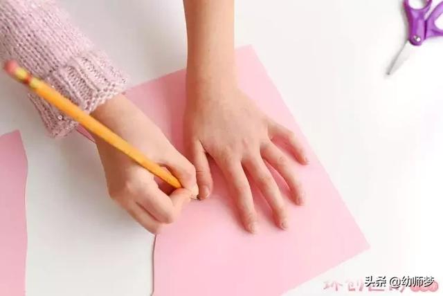 送给妈妈最简单最漂亮的手工，母亲节给妈妈怎么做简单的手工