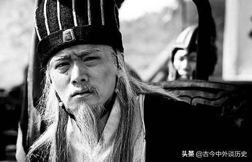 七星灯续命是真的吗，为什么诸葛亮没有用七星灯给刘备续命