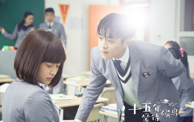 24岁孙怡素颜照，孙怡16岁勇闯社会