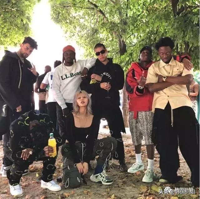 韩国姑娘做什么工作，韩国新人女演员遭剧组12人集体性侵