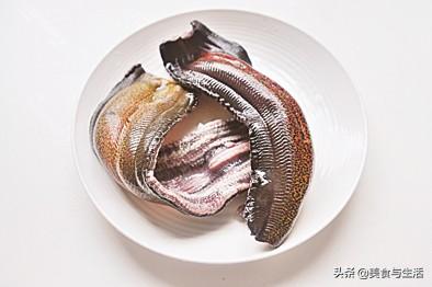 用蒜子来烧黄鳝，蒜烧黄鳝