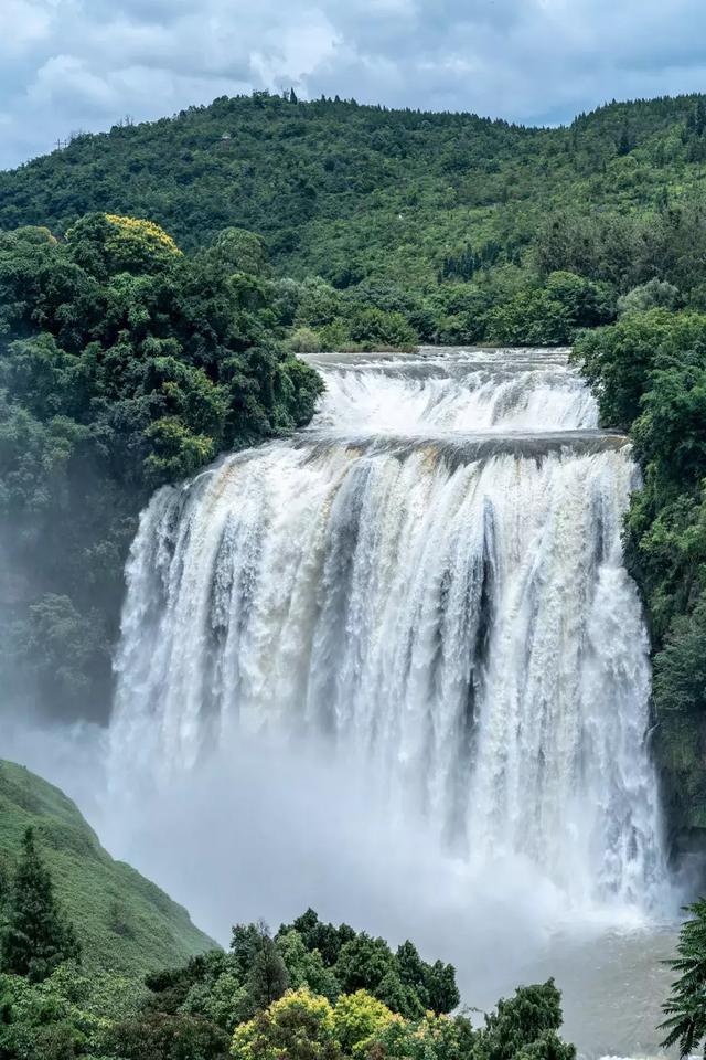 贵州比较适合自驾游的公路，看尽贵州山水风光和少数民族风情
