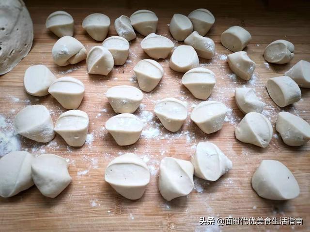 这才是香菇包子最好吃的做法，今日处暑要吃这素包子