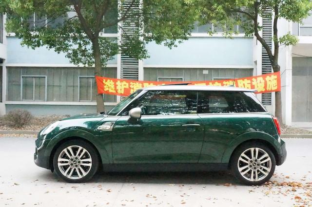 两万左右的二手车mini，用零花钱买辆R56的MINI重塑驾驶观